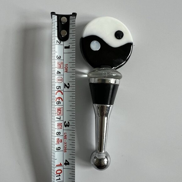 Handmade Yin Yang Glass Blown Black and White Wine Bottle Stopper - Picture 3 of 6